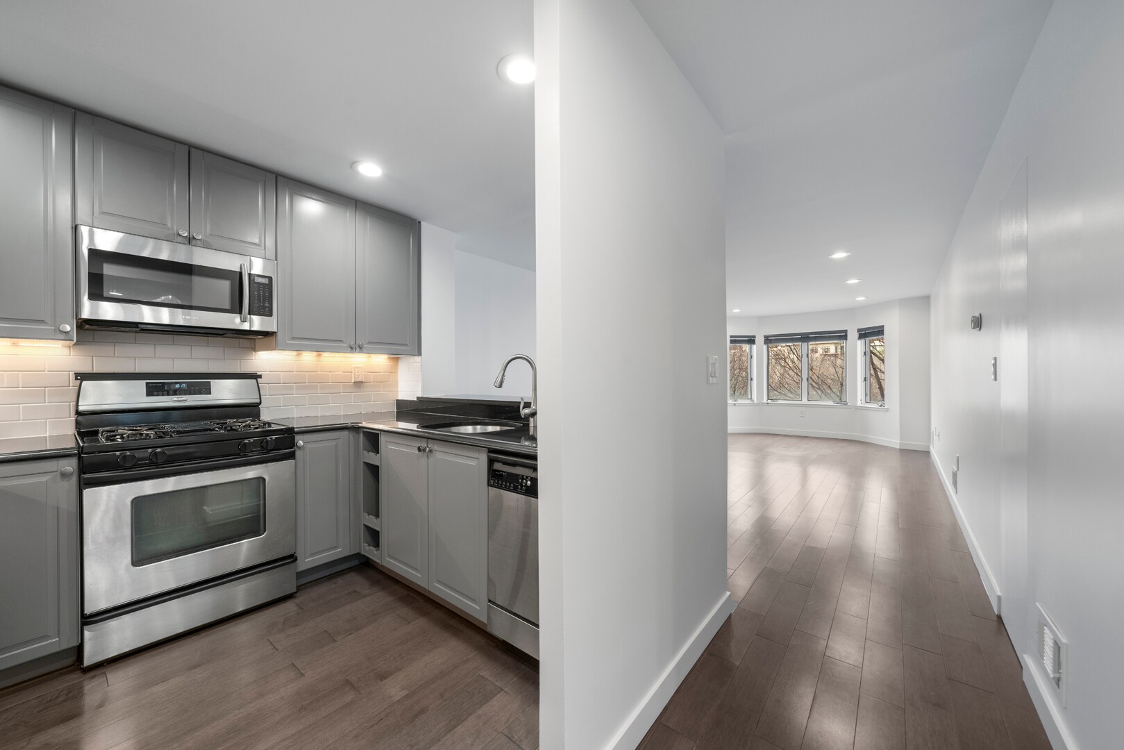 Building Photo - 417 Ellery Ct