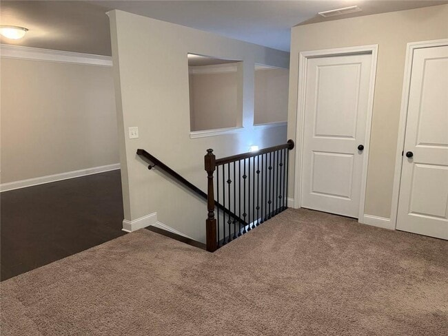 Building Photo - 3772 Ledgemont Dr