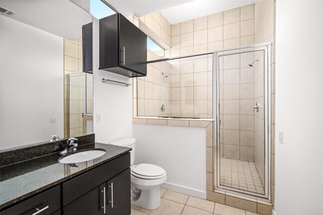 Building Photo - 2924 Cline St