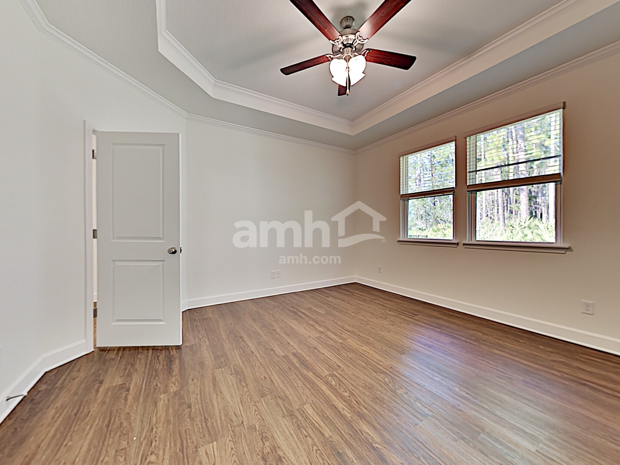 Building Photo - 387 Sandstone Dr