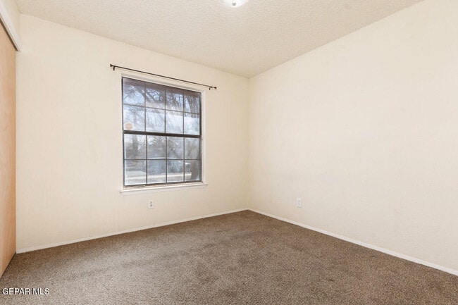 Building Photo - 10545 Palomino St