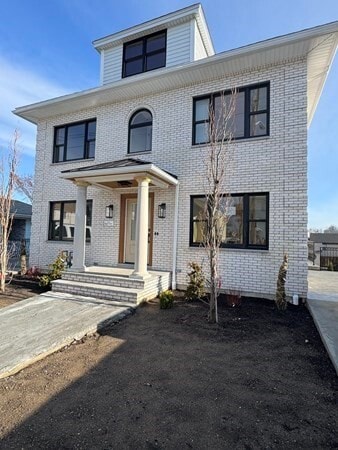 Building Photo - 249 Malden St