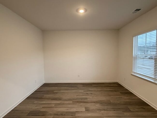 Building Photo - Jefferson Hill