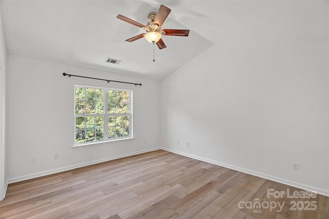 Building Photo - 5628 Henderson Oaks Dr