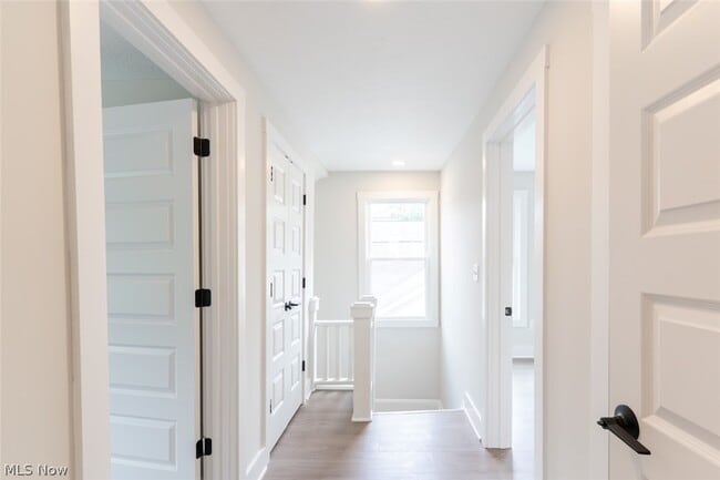 Building Photo - 1464 E 123rd St