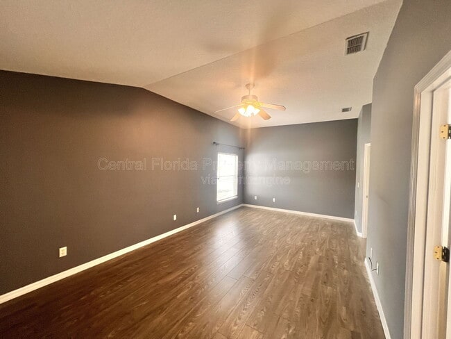 Building Photo - 3930 Lakeside Reserve Ln