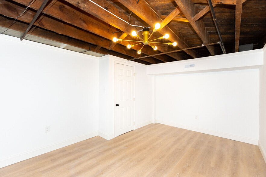 Building Photo - 138 Murdock Rd