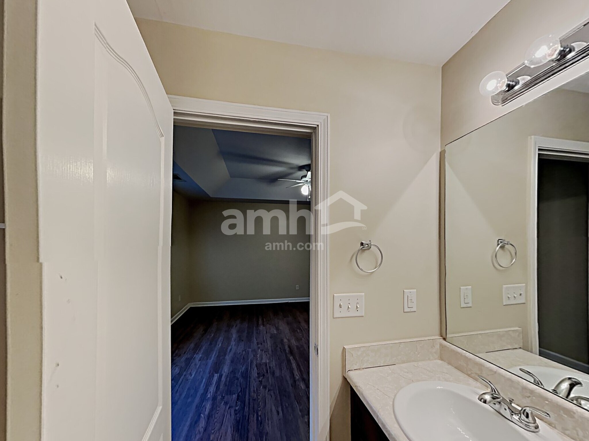 Building Photo - 2991 Leatherleaf Trl