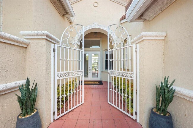 Building Photo - 7557 Preserve Dr