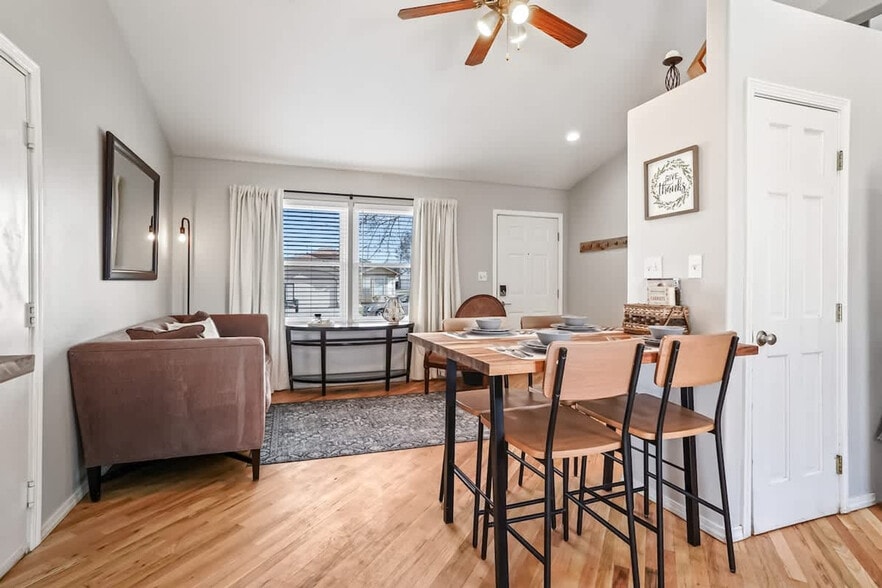 Building Photo - 1619 Ruby Ct