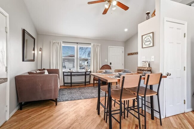 Building Photo - 1619 Ruby Ct