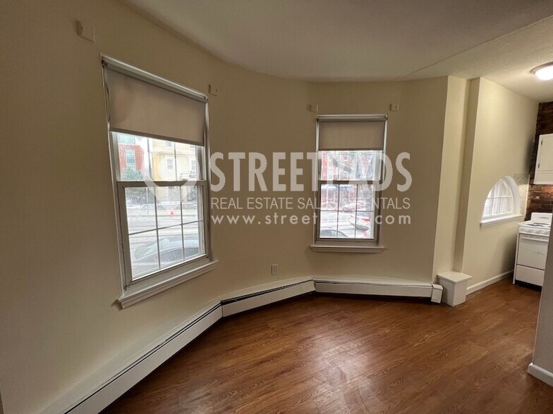 Building Photo - 66 S Huntington Ave