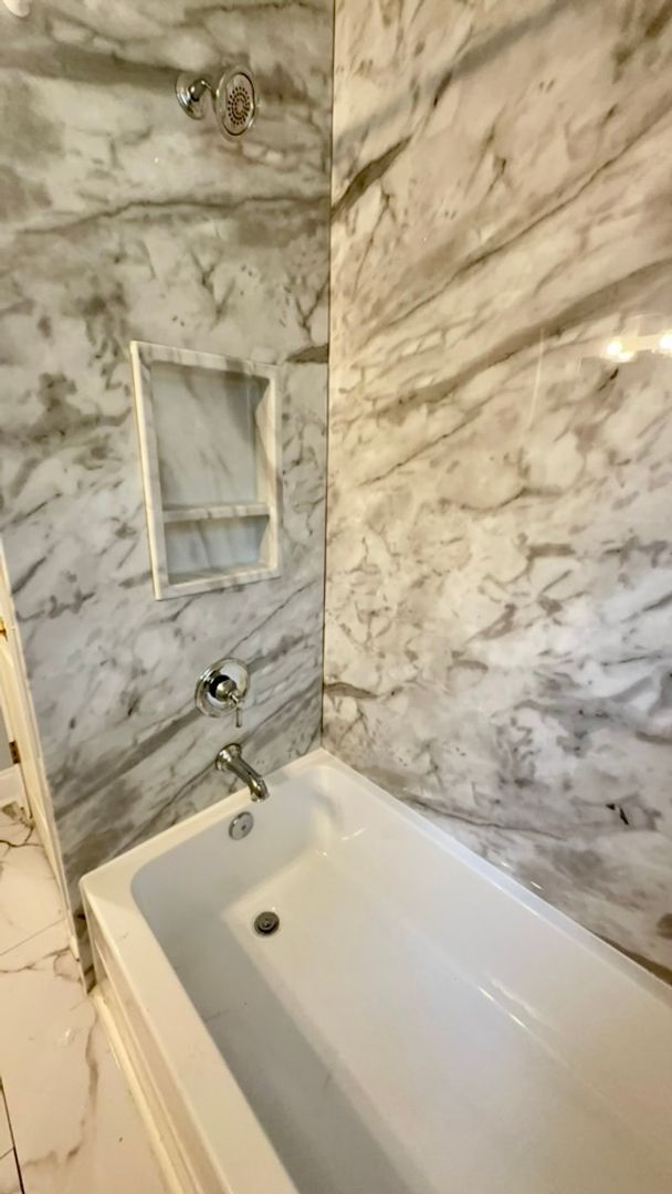 Building Photo - Bright & Modern 1-Bedroom Condo in Heathwood Court – Walkable & Inviting ~ Available May 2026!