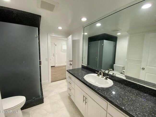 Building Photo - 1134 Galesmoore Ct