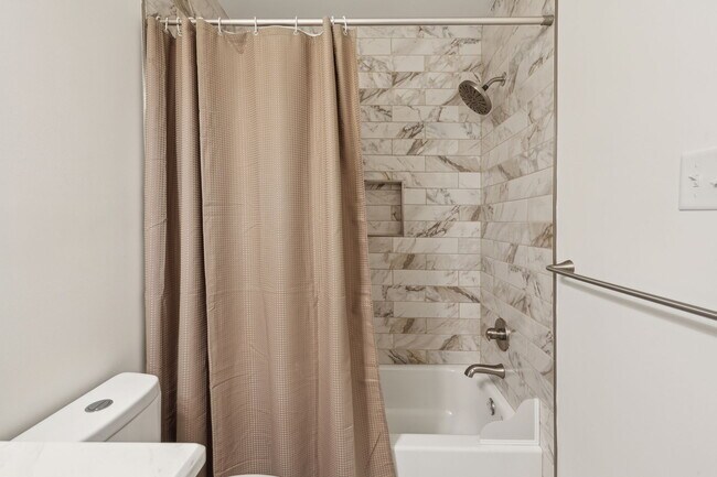 Building Photo - 517 Old Forge Crossing