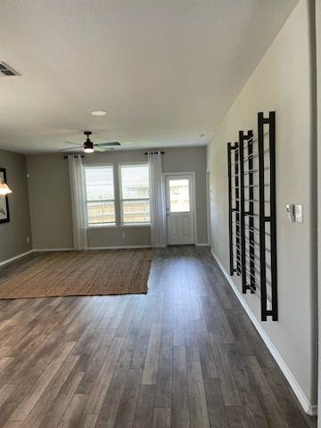 Building Photo - 101 Pivot Dr