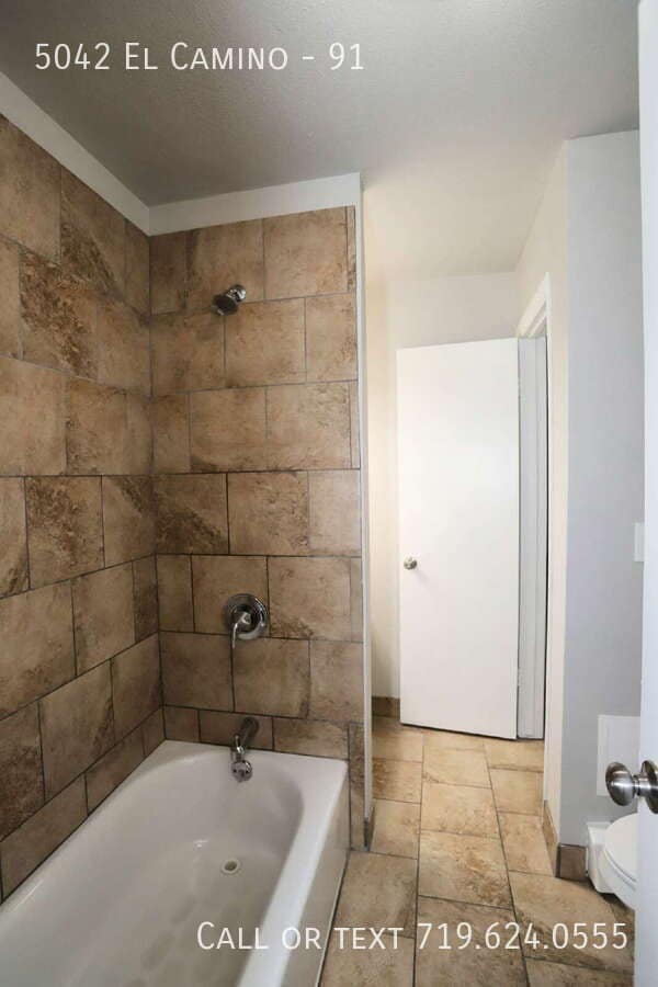 Building Photo - 5042 El Camino Dr