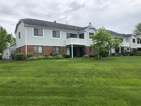 Building Photo - 226 Arrowwood Ct