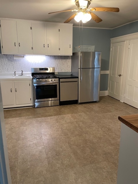 Kitchen w/ all stainless steel Appliances - 381 Ward St