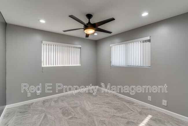 Building Photo - 406 Sea Willow Dr