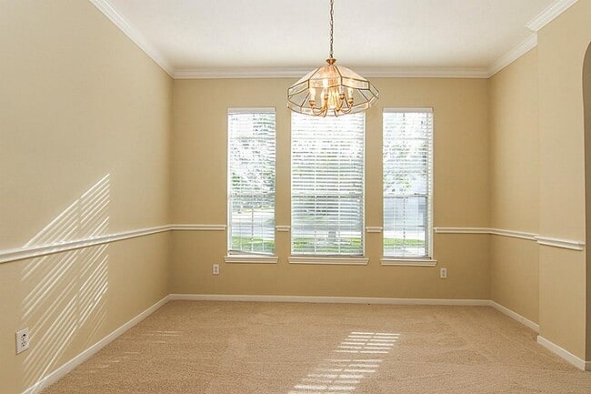 Building Photo - 1502 Brook Grove Dr