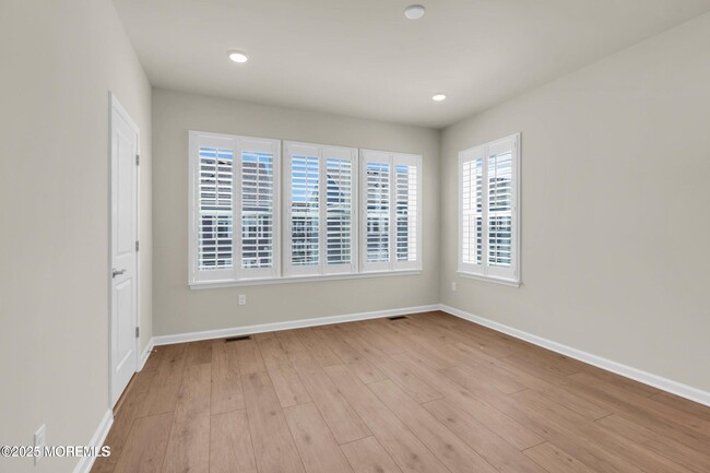 Building Photo - 75 Driftwood Cir