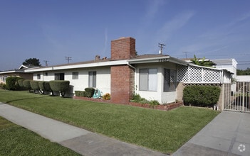 Building Photo - 3523 W Mungall Dr