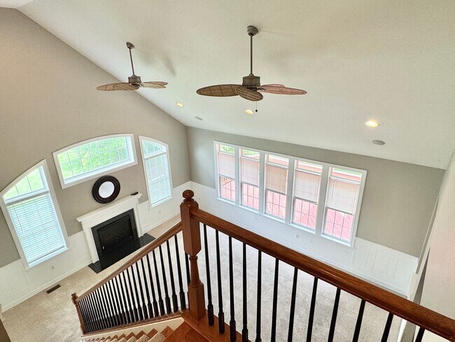 Building Photo - GORGEOUS FORMER MODEL HOME - MINUTES TO QUANTICO