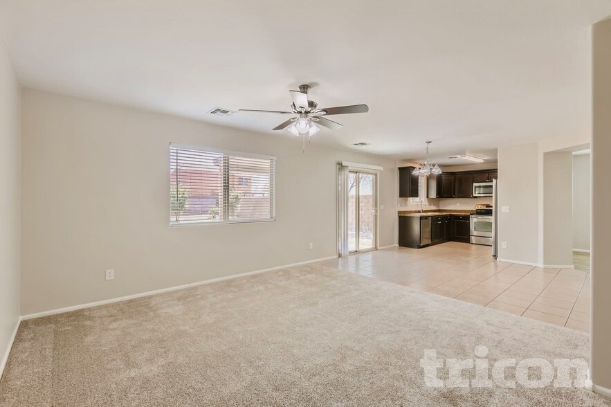 Building Photo - 3513 S 89th Ave