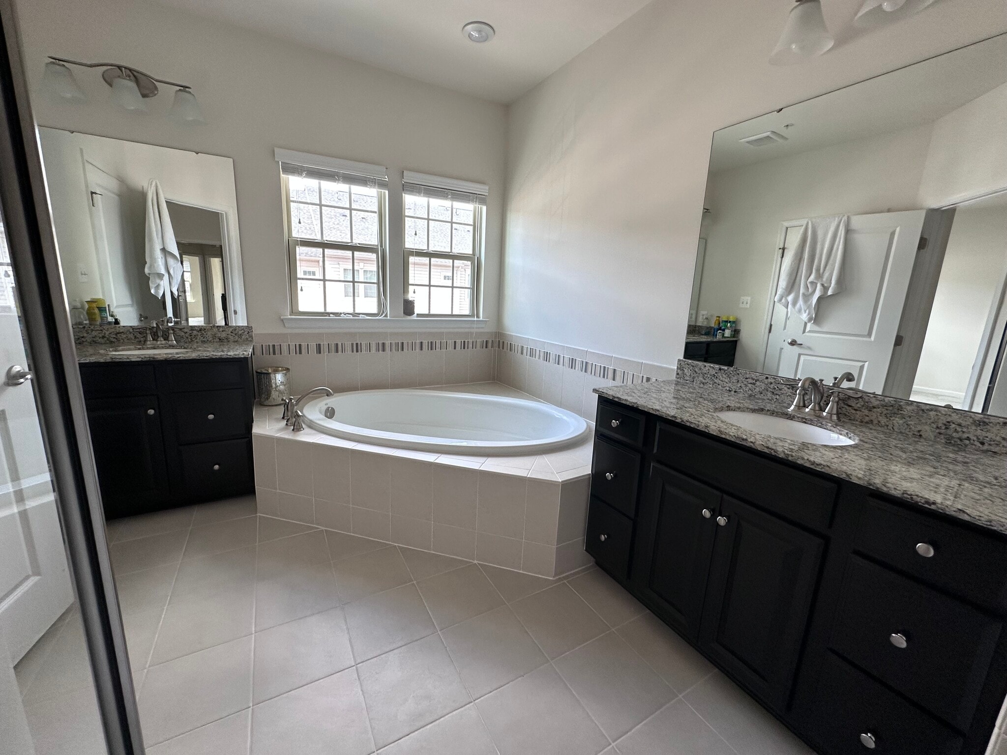 Building Photo - 6466 Walcott Ln