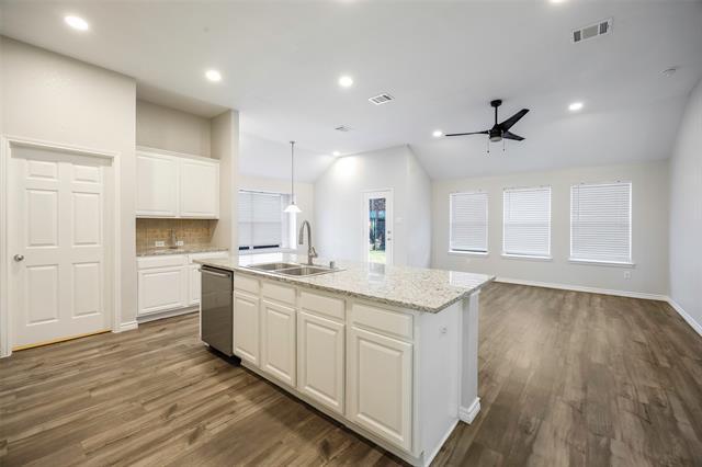 Building Photo - 3603 Cottonwood Rd