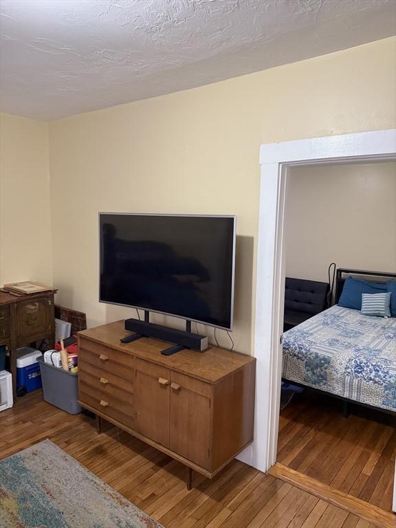 Building Photo - 43 Leavitt St