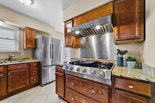 Building Photo - 2117 Freeland Way