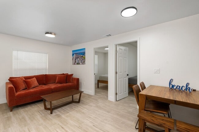 Building Photo - Beachside 3BR Home | Remodeled | AC | Garage Parking | Walk to Boardwalk