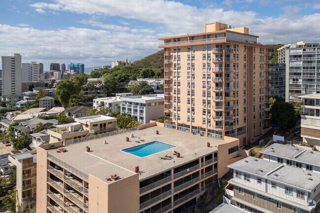 Building Photo - Maunaihi Terrace