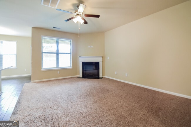 Building Photo - 1605 Danube Ct