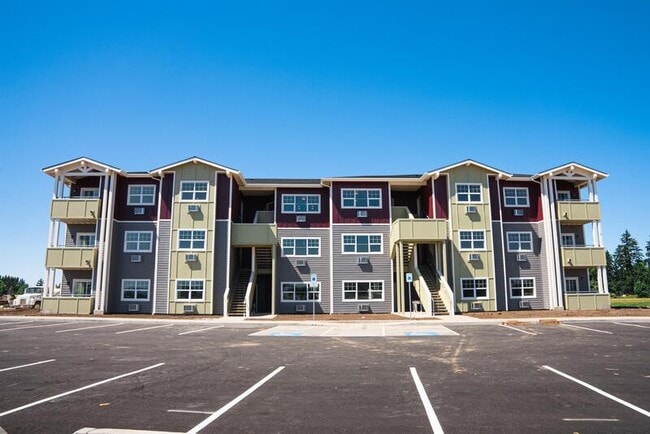 Building Photo - 875 village loop