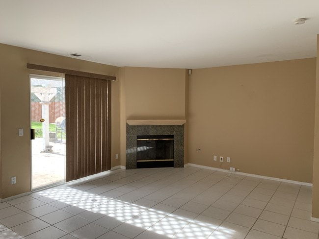 Family room with fireplace - 1501 Via Salerno