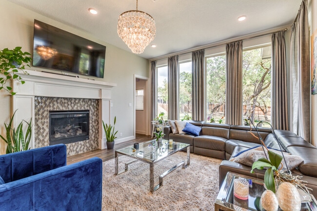Building Photo - 24502 Emilia Way