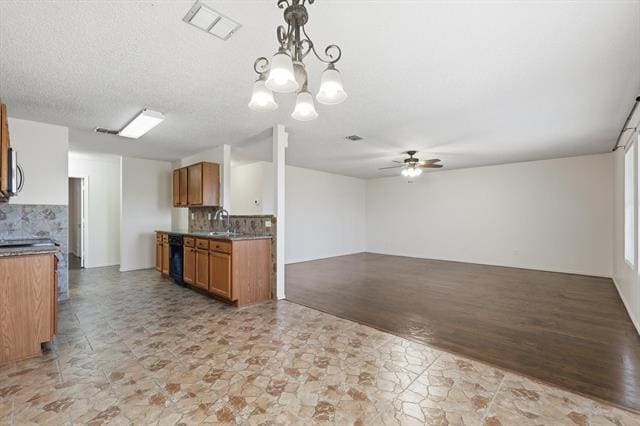 Building Photo - 1452 Hickory Creek Ln