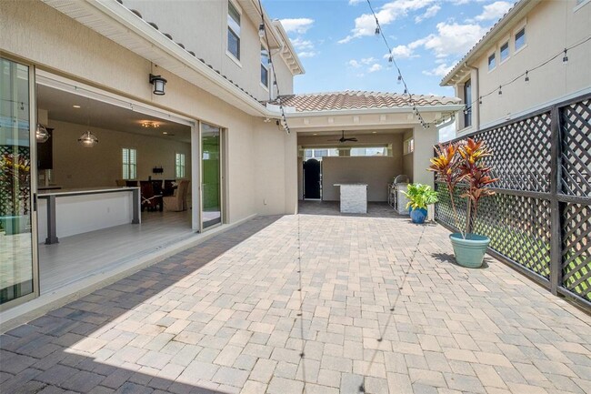 Building Photo - 10266 Beechwood Ln