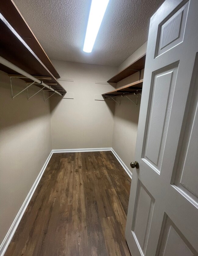 Building Photo - 11324 Rineyville Rd