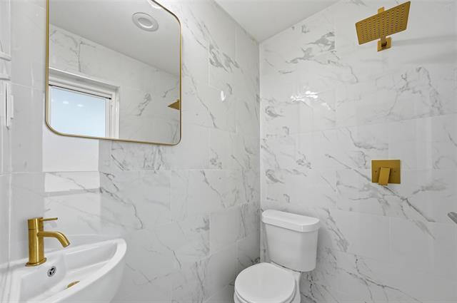 Building Photo - 4905 Miami Dr