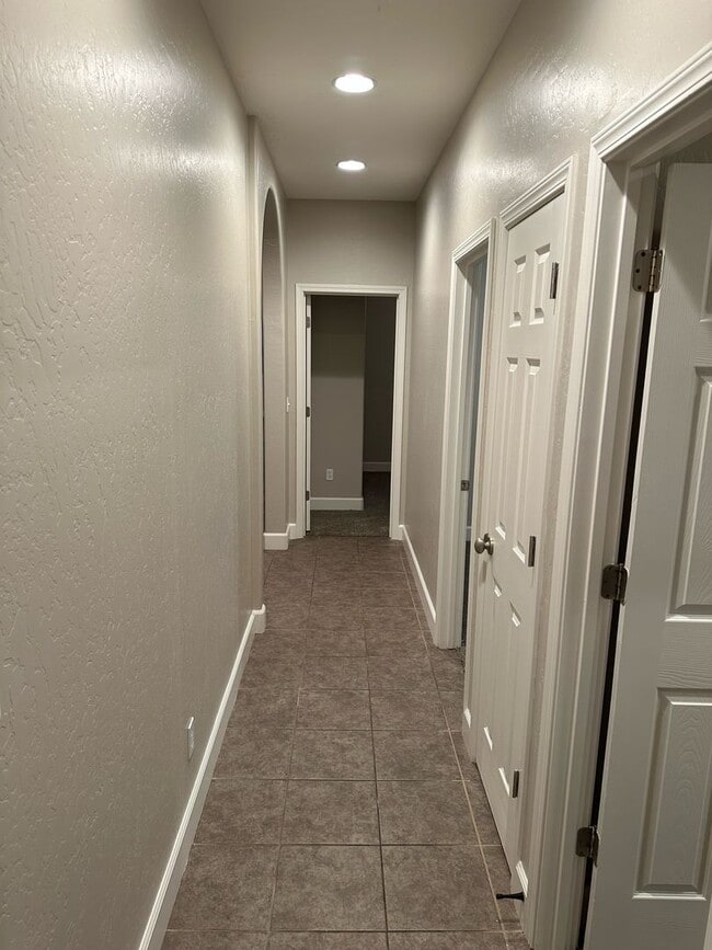 Building Photo - 3126 W Perez Ave