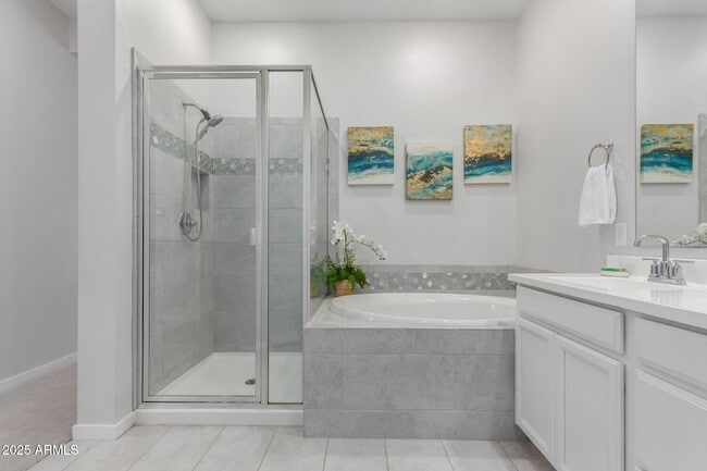 Building Photo - 1914 N 140th Ave