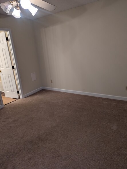 BR2 - 322 Woodburn Creek Rd