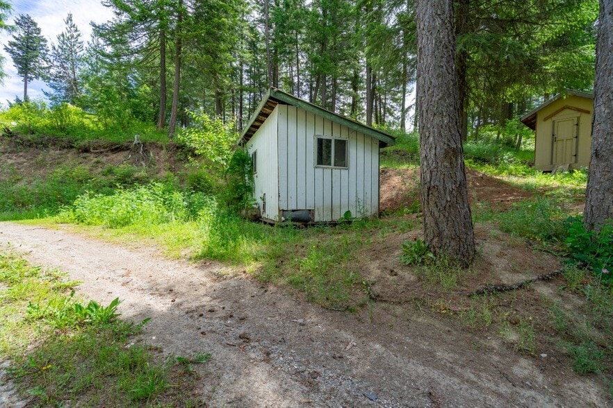 Building Photo - 10614 Dufort Rd