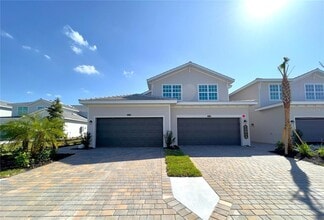 Building Photo - 14656 Sycamore Ct