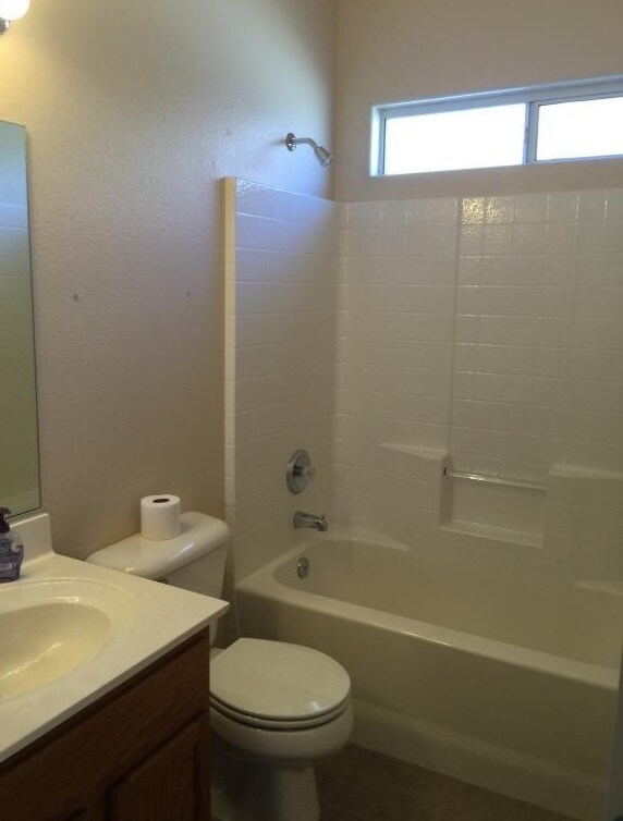 Building Photo - 2373 Graystone Dr