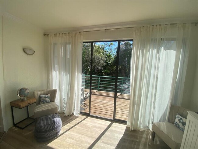 Building Photo - 2286 Anchorage Ln